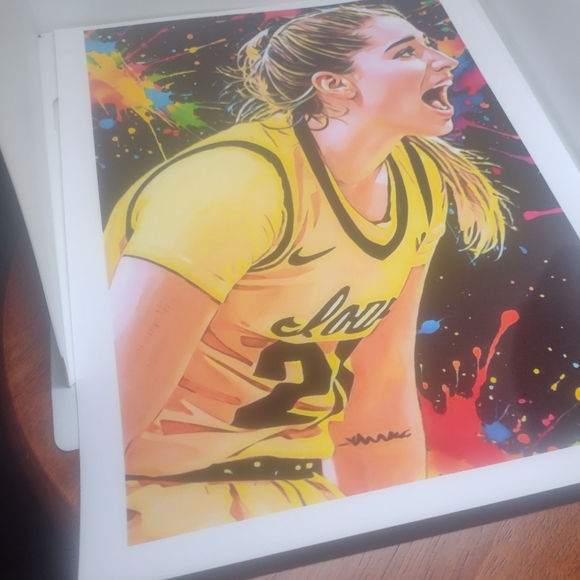 NEW! KATE MARTIN ULTRA GLOSSY 8.5x11 COLOR ART IOWA HAWKEYES BASKETBALL POSTER! - Picture 3 of 7